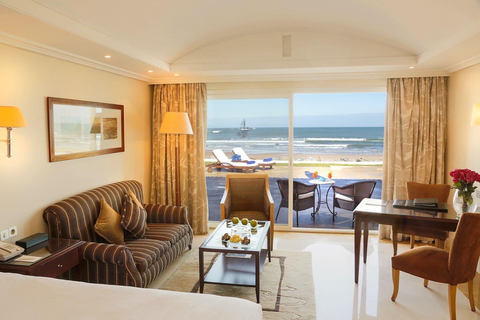 L' Amphitrite Palace Beach Resort & Spa Схірат Екстер'єр фото