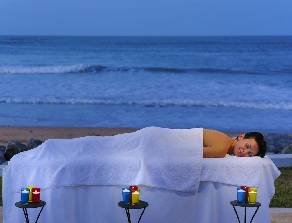 L' Amphitrite Palace Beach Resort & Spa Схірат Екстер'єр фото